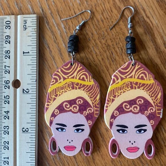 Pierced Earrings Exaggerated Fishhook Wood Lightweight Earrings Exotic Woman - Picture 6 of 6